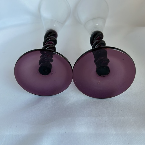 Vintage Set of 2 Hand Blown Champagne Flute Purple Swirl Stem 10.75” Tall Nice!! - Picture 3 of 3
